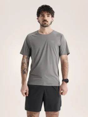 Camiseta de manga corta con logotipo Norvan Downword para hombre