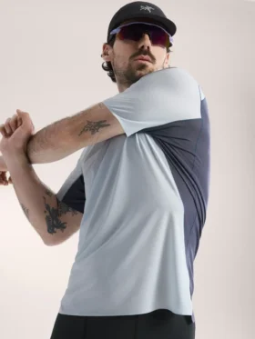 Camiseta de manga corta con logotipo Norvan Downword para hombre