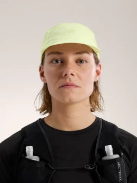 Gorra Norvan Mesh de 5 paneles